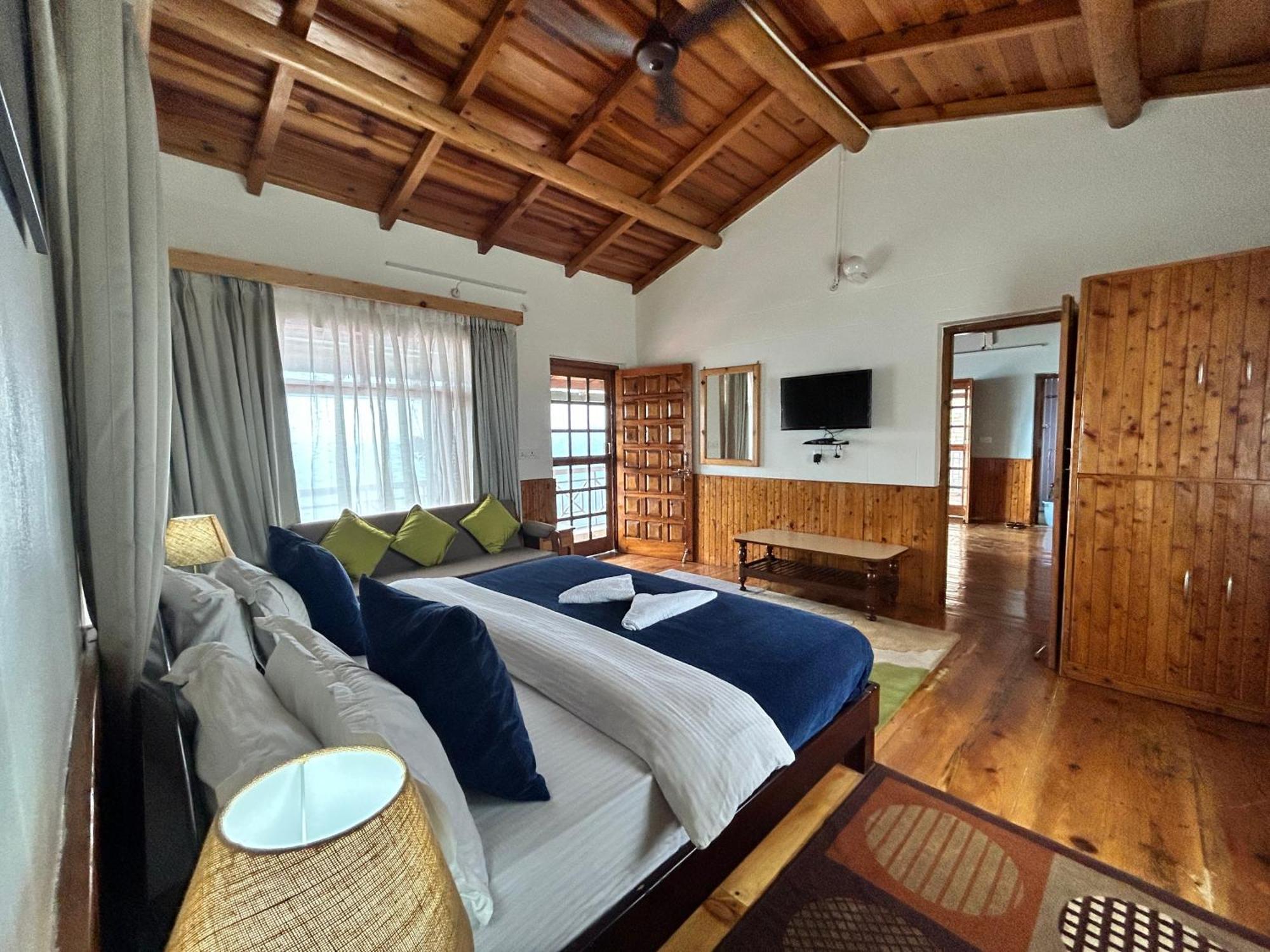 Kasar Himalaya Holiday Resort, Binsar Rd Almora Exterior photo