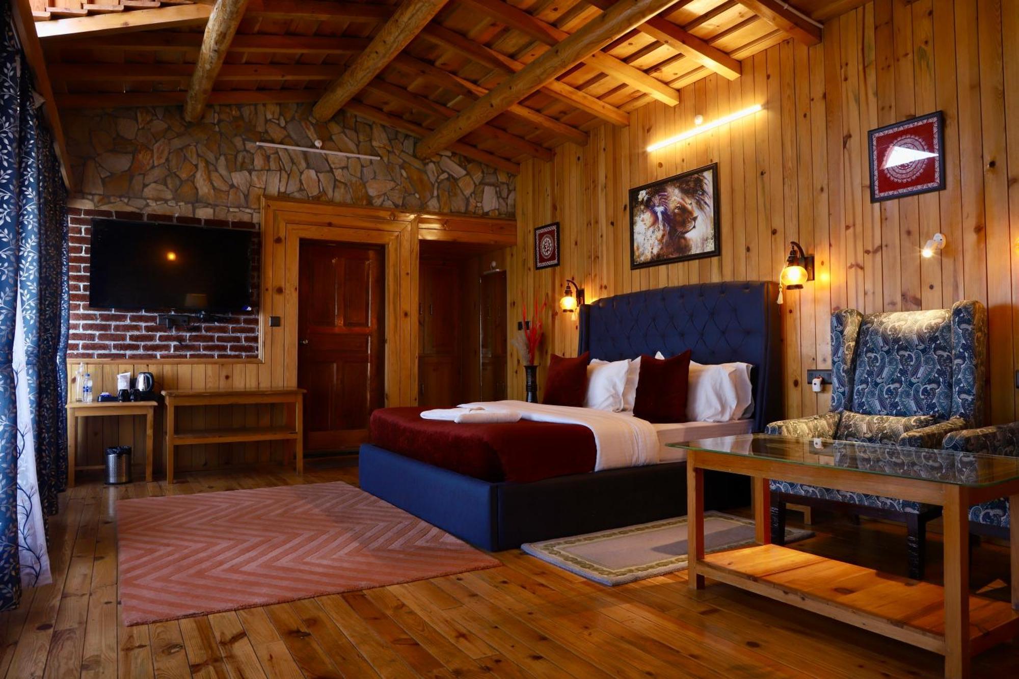 Kasar Himalaya Holiday Resort, Binsar Rd Almora Exterior photo