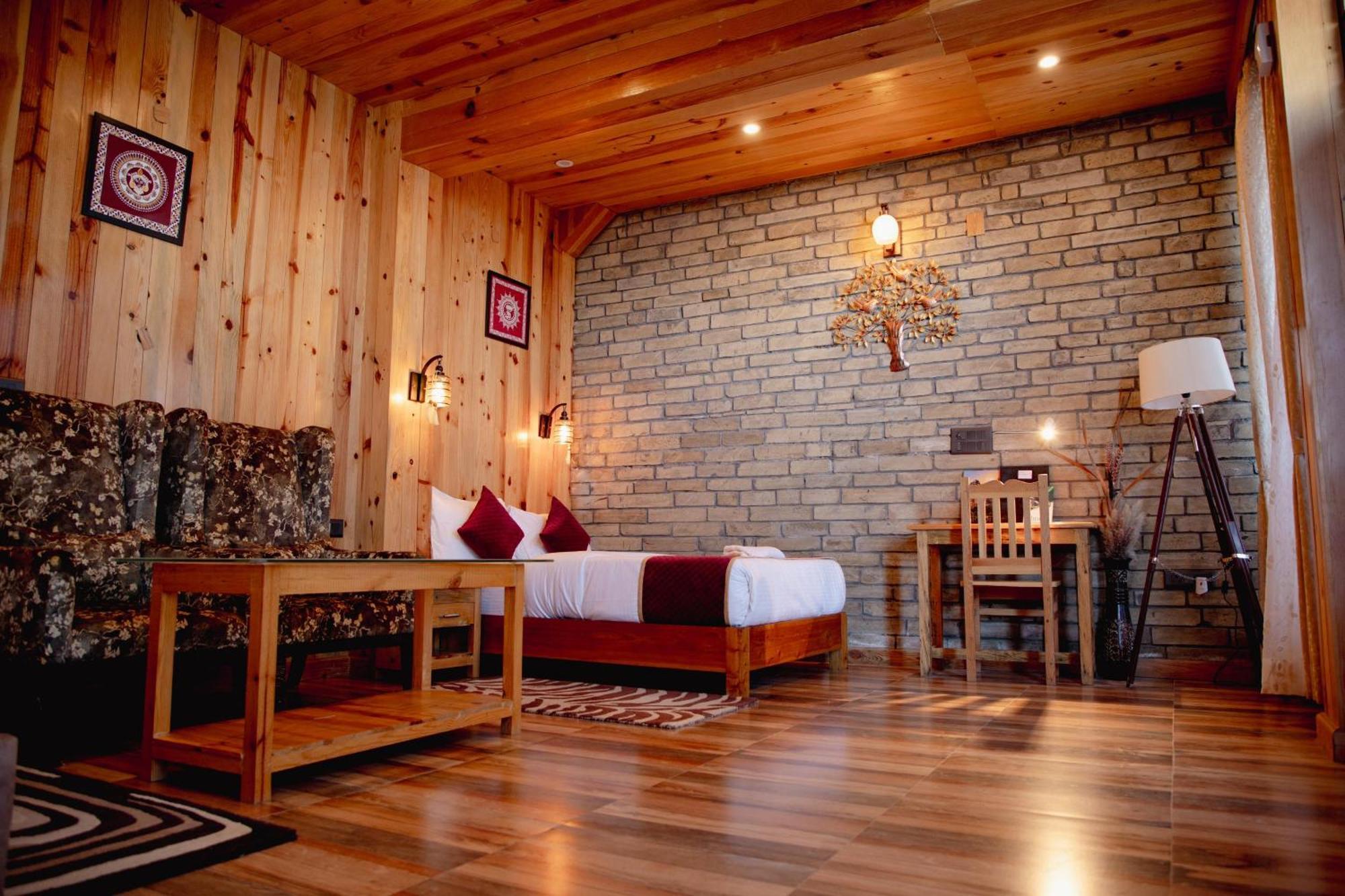 Kasar Himalaya Holiday Resort, Binsar Rd Almora Exterior photo